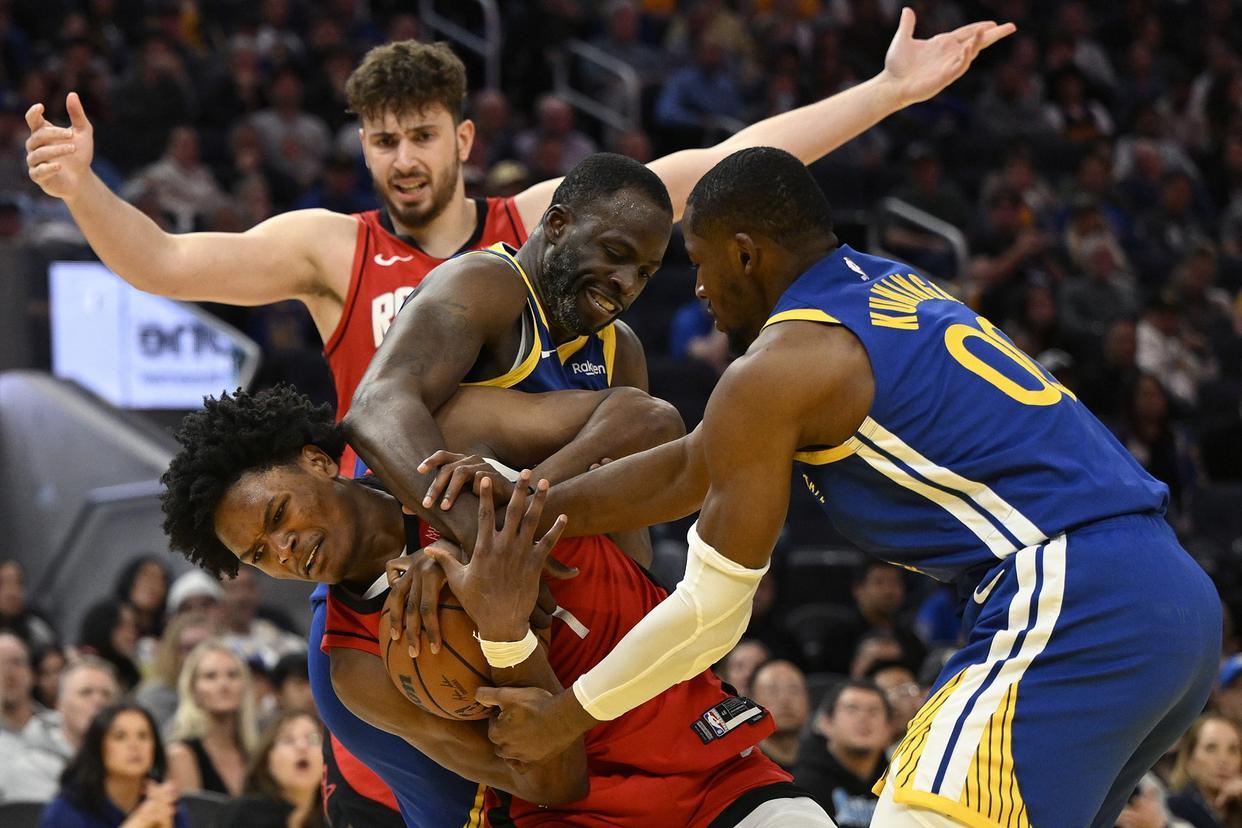 火箭队又伤一人！主场对勇士，20+9+6明星或缺阵，内线仅1人可用