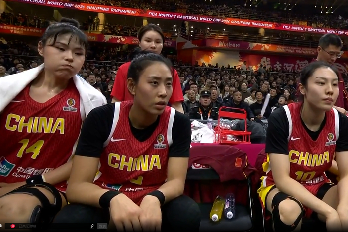 中国女篮：王思雨14分末节致胜，韩旭5中5，杨舒予成助攻王|李月汝|切霍娃|陈玉婕|张子宇|捷克女篮_新浪体育_新浪新闻